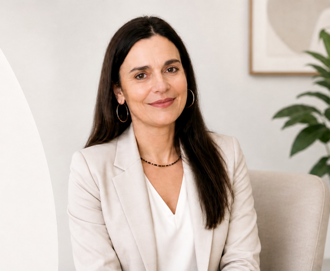 Dr Artemis Vogazianou